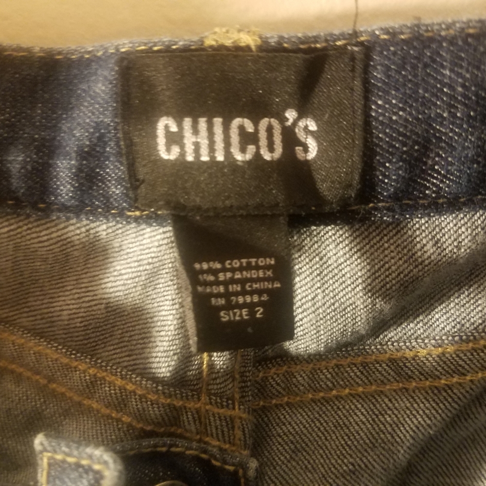 Jeans - Picture 2 of 4